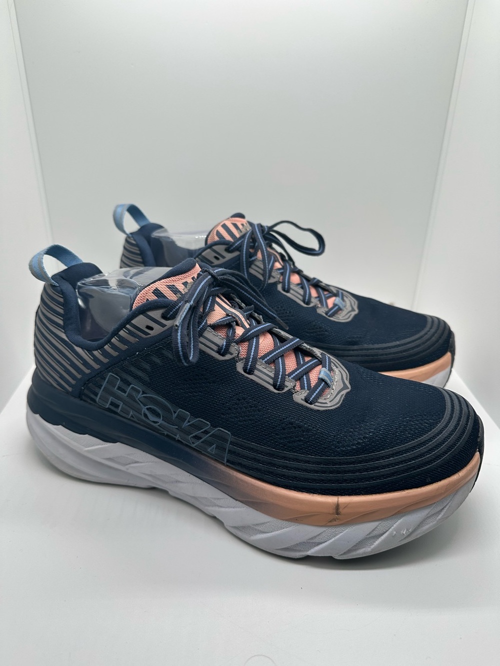 HOKA One One Bondi 6 Women’s Running Shoes Size 10D wide MISSING INSOLES